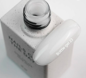 NAILSOFTHEDAY Bottle gel 23 – молочний гель для укріплення нігтів, 10 мл